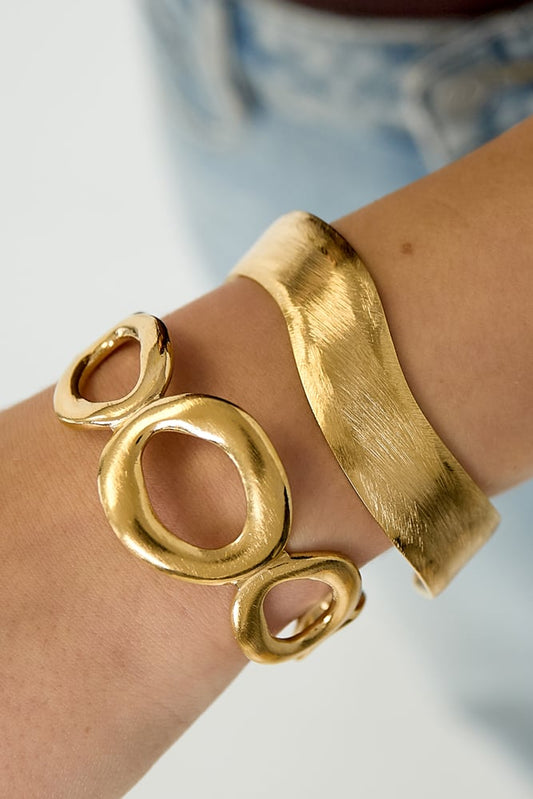 Bangle wavy