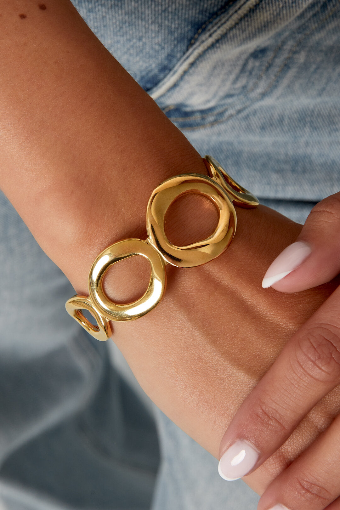Statement armband met open cirkels