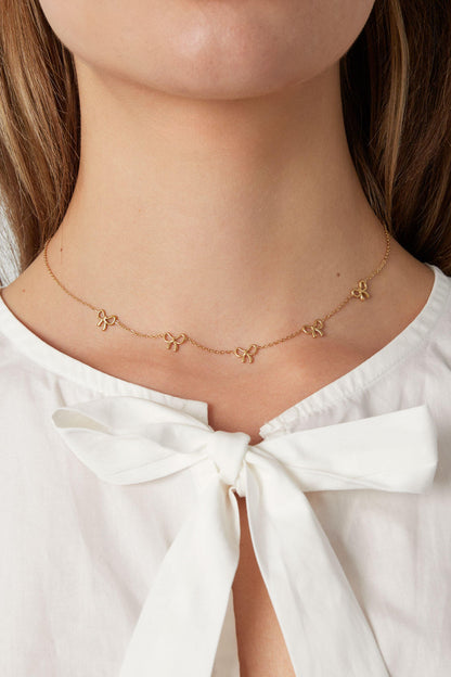 Ketting met strikjes