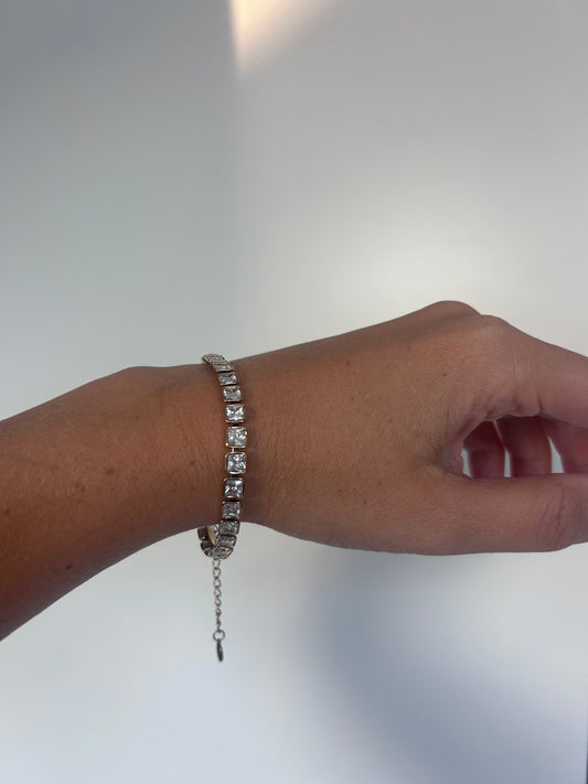 Schakelarmband met vierkante zirkonia steentjes