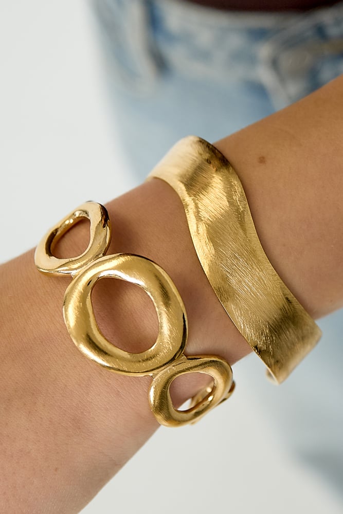 Bangle wavy