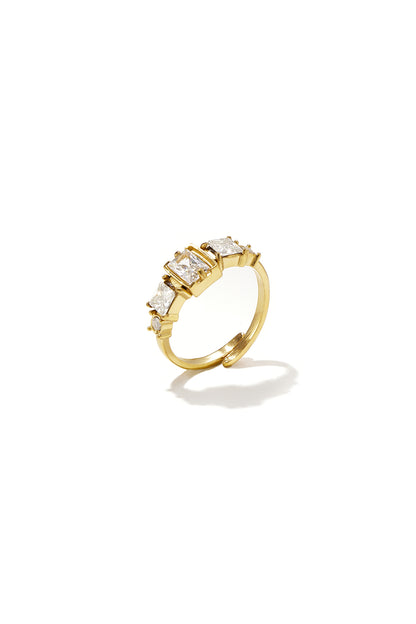 Geometrische ring met strass steentjes